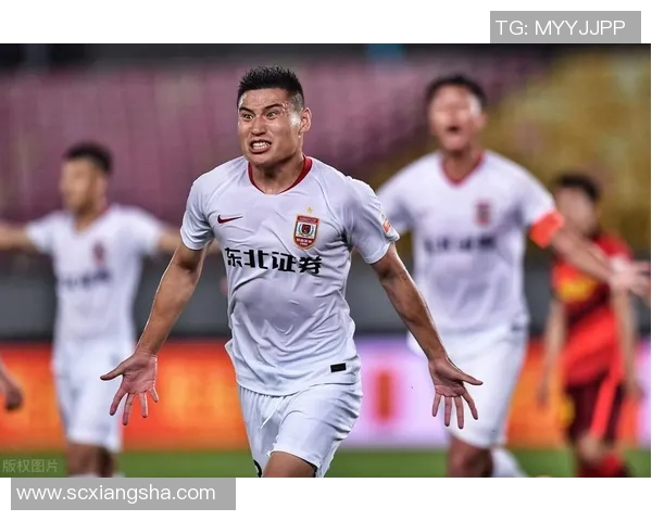 利物浦与霍芬海姆激战8月24日精彩对决引发球迷热议