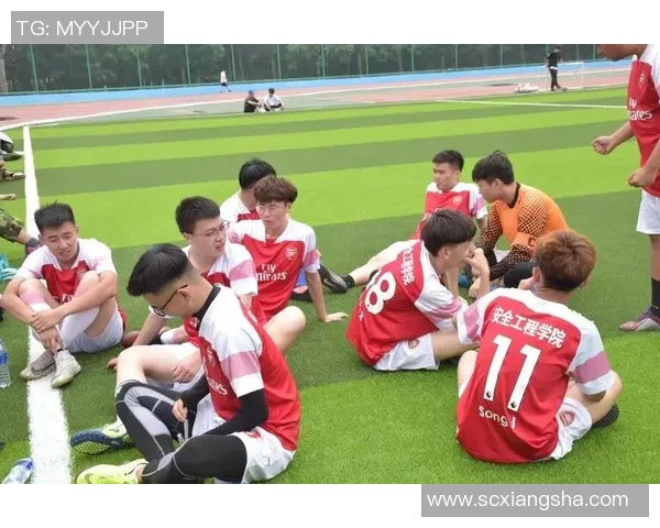 中国红队迎战印度尼西亚锦集全力争胜展现团队精神与竞技风采 中国红队迎战印度尼西亚锦集全力争胜展现团队精神与竞技风采